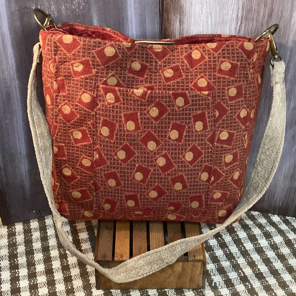 Geometric Handmade Women's Carpetbag Style Shoulder Bag 10x9"